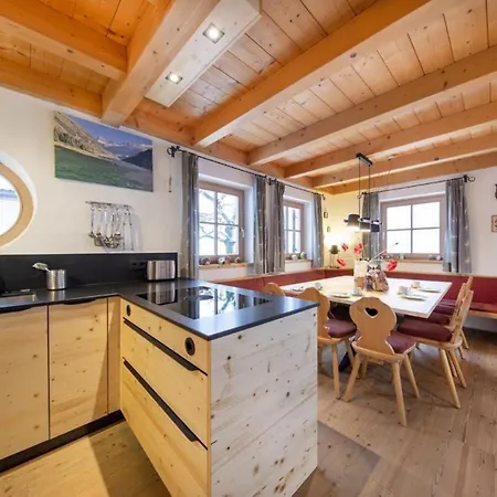 Casa vacanze Schoeneben Sonnenwende Wald im Pinzgau