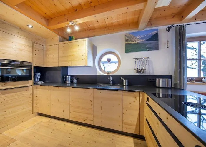 Schoeneben Sonnenwende Tatil Evi