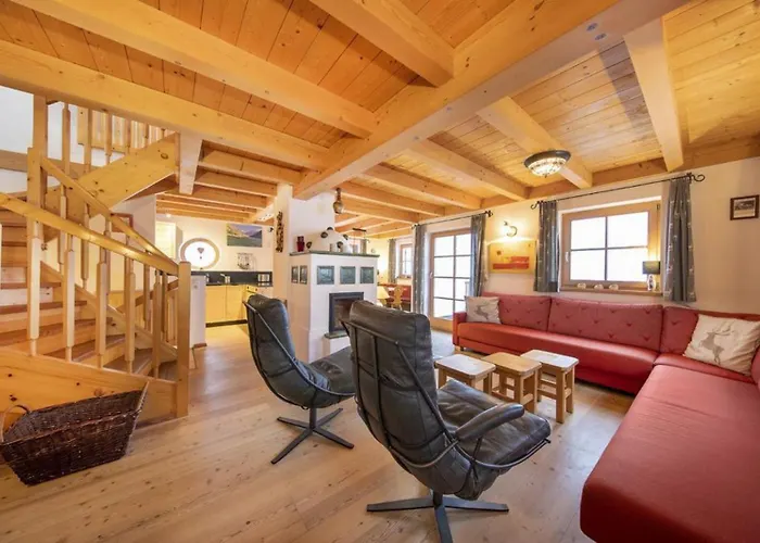 Tatil Evi Schoeneben Sonnenwende Wald im Pinzgau