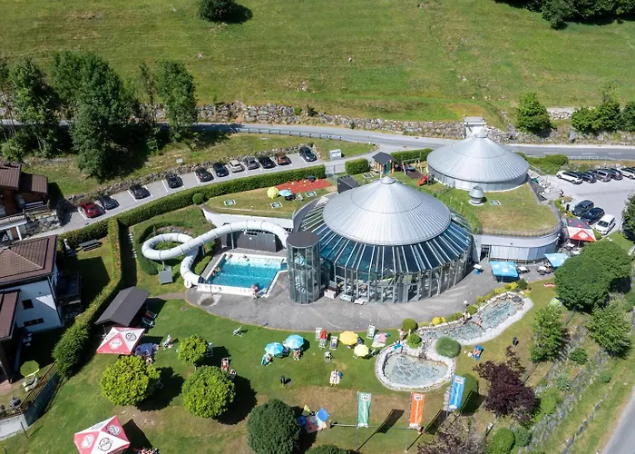 Schoeneben Sonnenwende Wald im Pinzgau